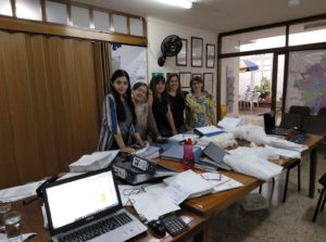 El equipo de Surgir, socio local de Fad, en su oficina de Medellín. Noviembre de 2019.